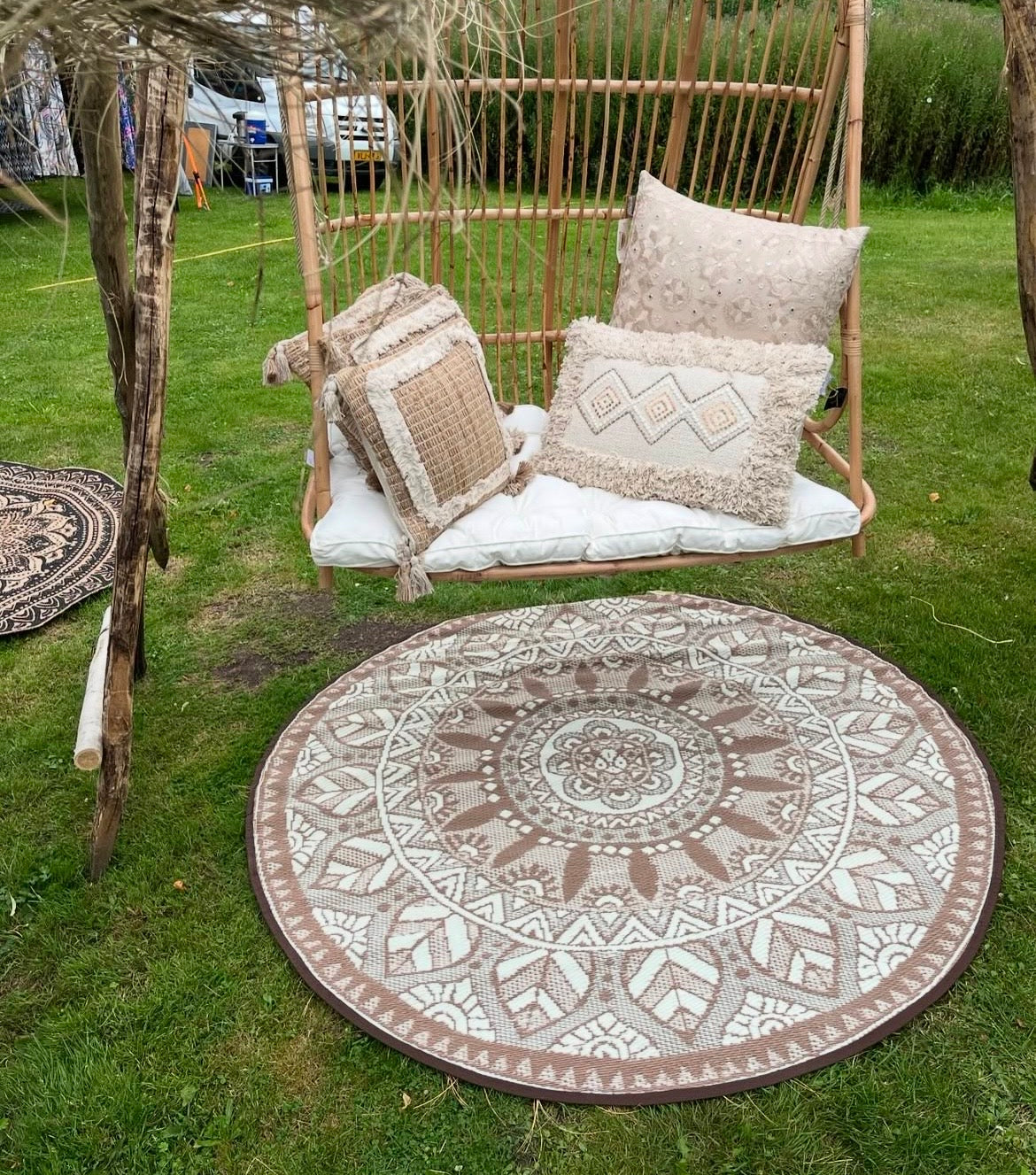 Buitenkleed rond dia 180 cm , bruin / crème